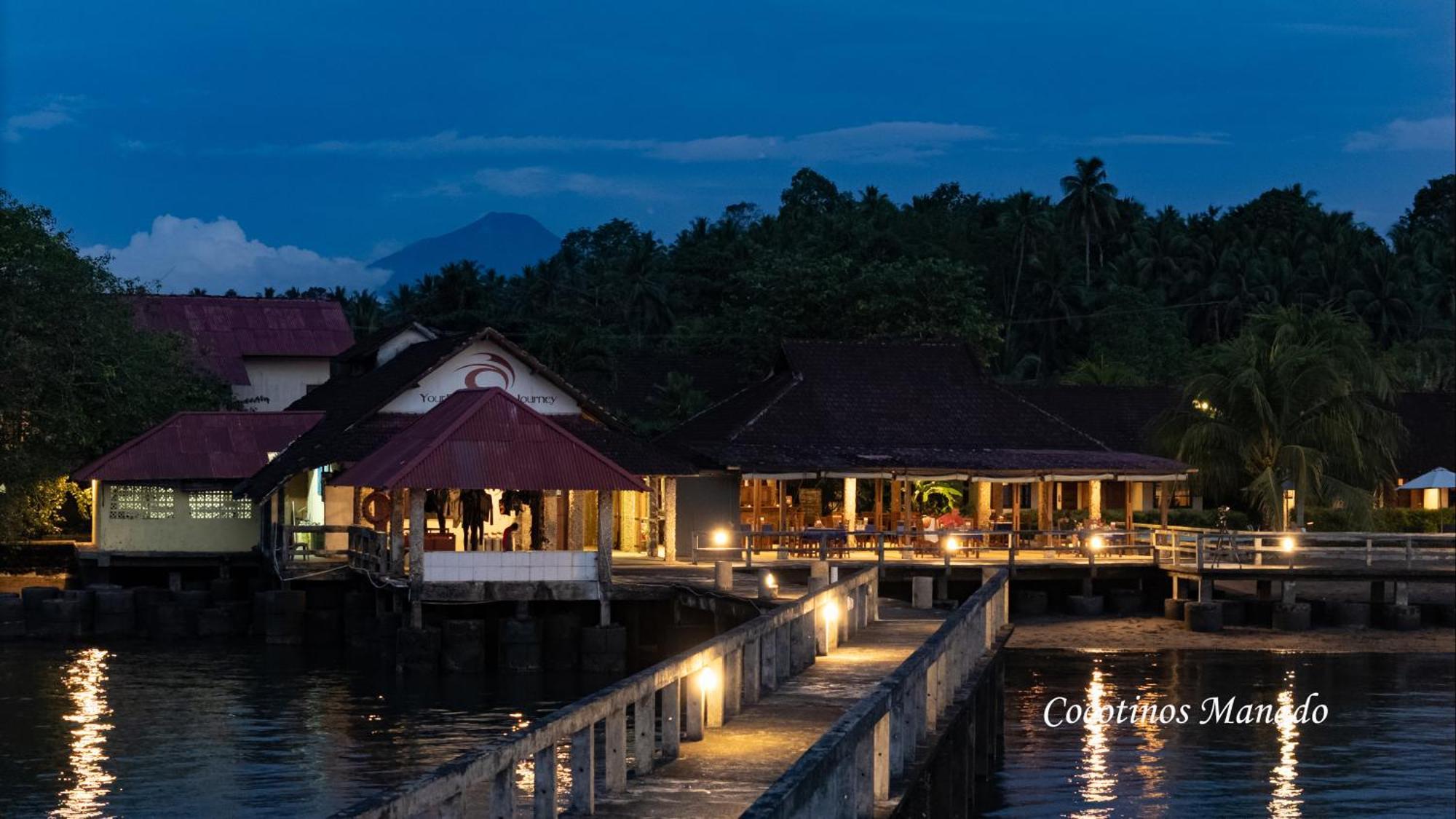 Hotel Cocotinos Manado Exteriér fotografie